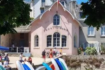 Turistihuoneistot Villa H Ste Marine