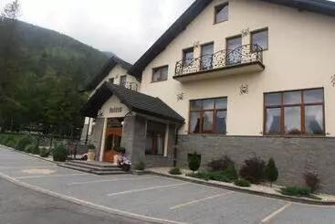 Majatalo Penzión Hučava