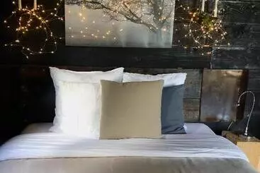 Bed and Breakfast La Canopėe 19