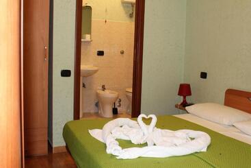 پانسیون Dei Gerolomini