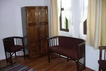 Pensione Tsutsovi House