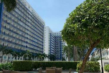 Aparthotel Wind And Sea At Sea Residences