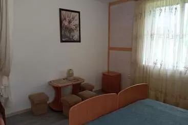 Pensione садиба древоцвіт