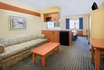 Microtel Inn & Suites Leesburg
