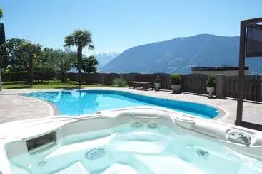 هتل Garni Ehrenfels