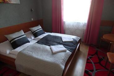 בית מלון כפרי Rose Břeclav