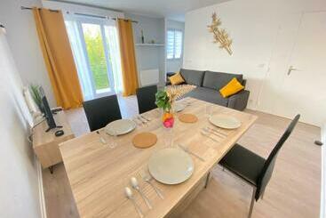 Жильё для туристов Appt 7 Min Disneyland Paris