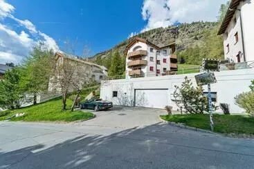 Ferienwohnungen Chesa San Peider   Pontresina