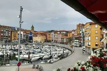 Ferienwohnungen Portu Zarra Bermeo