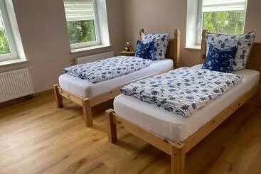 Ferienwohnungen 2 Raum Apartment Mit Terrasse, Hell Und Stilvoll