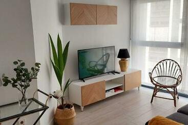 ツーリストアパートメント Apartamento Dindurra Centro Playa Posibilidad Parking