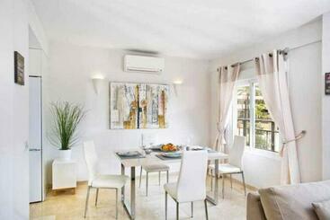 관광객 아파트 Best Location Apartment In Marbella. Beachfront!!
