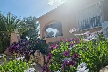 ツーリストアパートメント Villa La Lluna