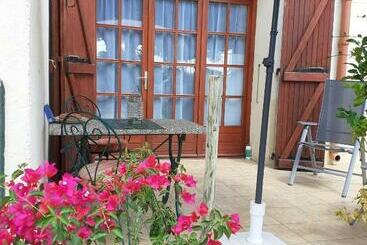 דירות לתיירים Bompastor