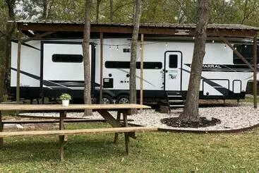 Appartements touristiques Cozy Rv Experience W/pool+spa Near Lake Conroe