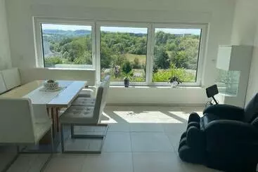 Turist apartmanları Ferienhaus Weitblick Sankt Wendel