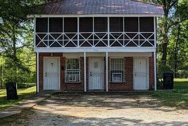 דירות לתיירים Historic Hill Apartments
