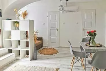 Apartamentos turísticos Kálvária Vendégház, Közvetlenül A Várfal Mellett