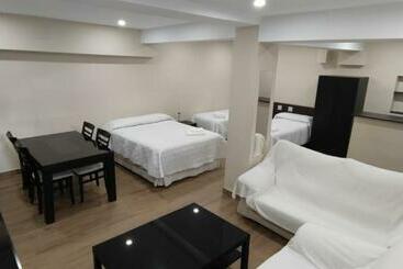 Apartamentos turísticos Montequinto Apartamento 50m En Semisótano