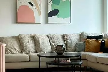 Turistihuoneistot 10. Floor Apartment Near City Center