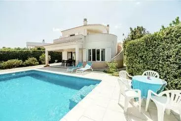 Tourist flats Villa With Pool In Cala Blanca With Sea Views