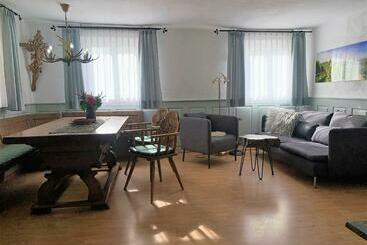 Turist apartmanları Winzerhof Männle