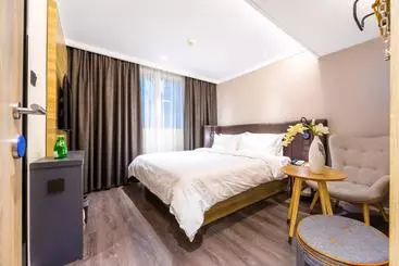 Hotelli Hanting Premium Zhenjiang Dashikou