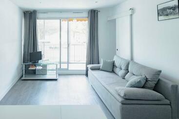 דירות לתיירים Nice 40m Refurbished Near Center And The Beach