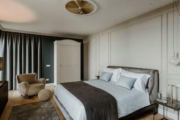 ツーリストアパートメント Piano B ～ La Morra