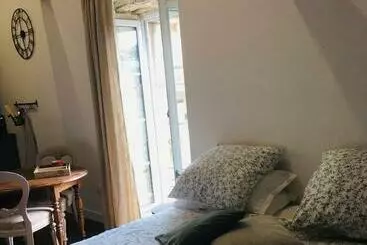 Turistihuoneistot Studio La Grange