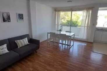 آپارتمان‌های توریست‌ها A Metros Del Parana   Facultad De Medicina