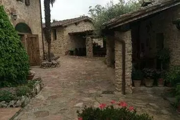 ツーリストアパートメント Agriturismo La Fornace Di Rossi Stefano