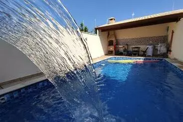 ツーリストアパートメント Casa Nova Na Praia Com Piscina E área De Churrasco