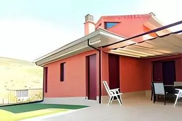 ツーリストアパートメント Chalet Balcón De Ezcaray, Mtb Y Senderismo
