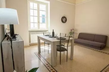 Apartamente turistice Corner Cavour Apartment