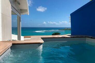 Turist apartmanları Deep Blue Vue Mer Piscine Privative 2 Chambres