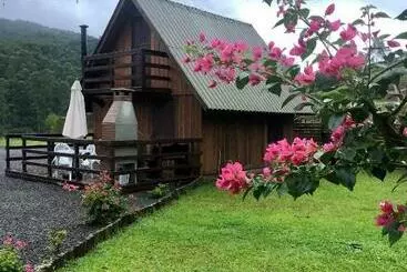 ツーリストアパートメント Pousada E Sítio Do Robinho