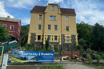 Apartamentos turísticos Apartmány U Viaduktu 46