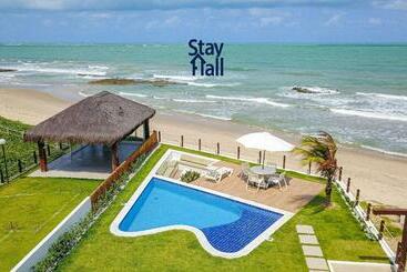 Apartamentos turísticos Casa Beira Mar De 8 Quartos Com Piscina Privativa E Cozinheira   Sh024e025