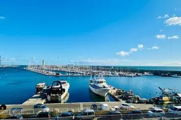 Appartements touristiques Luigi   Balcon Sur La Mer Et Le Port De Sète