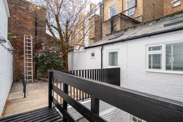 آپارتمان‌های توریست‌ها 37 Doughty Street