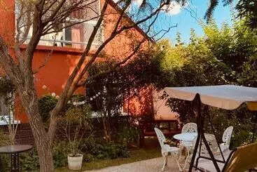 Turistihuoneistot Francia Ház