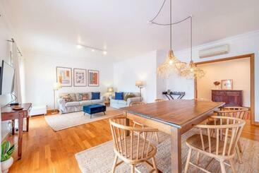 Pisos turísticos Guestready   Laranjeiras Family Home