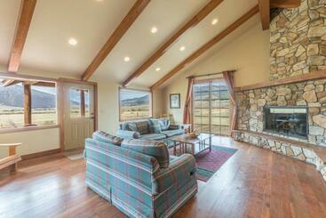 Жильё для туристов Meadow View Cabin