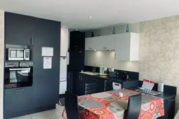 Turistlägenheter Standing, Luminosité à 100m De La Mer, T3 Prestige