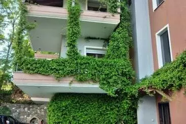 Apartamentos turísticos Villa Roosi