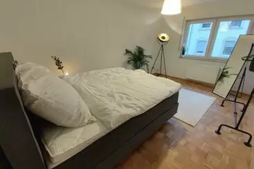 آپارتمانهای توریستها Zen Apartments Exklusive Suite Luxus Boxspringbett