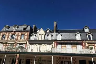 Turistihuoneistot à Deux Pas Du Casino Et De La Plage Spacieux 2 Pièces