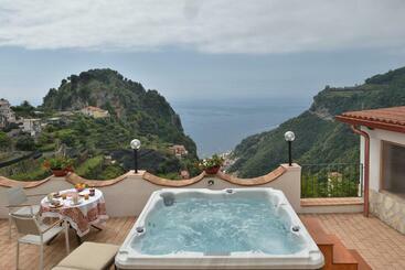 Tourist flats Amalfi Sky View