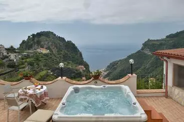 Apartamentos turísticos Amalfi Sky View